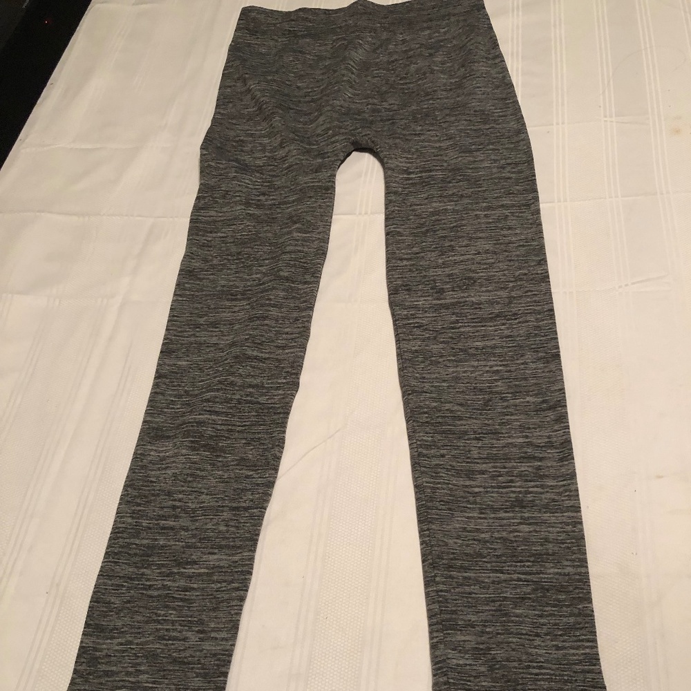 Cozy leggings, grey - large/ exlarge new or like new